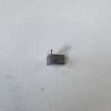 NEU NOS 5 Federklammern Wasserabweiser Stirnwand Original Opel Omega B