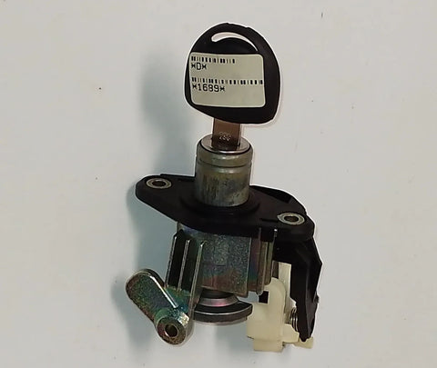 NEU Heckklappenschloss Druckknopfschloss Kofferraum Original Opel Astra F
