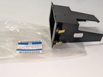 NEU Kassettenfach Kassettenbox Gehäuse Original Opel Omega A