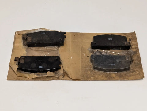 NEU Bremsbeläge Bremsklötze Original ISUZU Opel 94130153