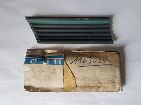 NEU NOS Schutzzierleiste Kotflügel vorne links blaugrau Original Opel Kadett E