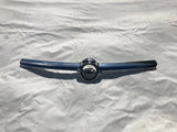 NEU Emblem mit Chromblende für Kühlergrill Kühlergitter Original Opel Corsa C