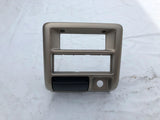 NEU NOS Einsatz Mittelkonsole vorne unten Champagner Original Opel Frontera B