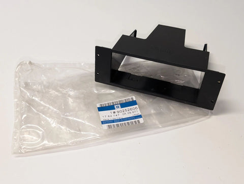 NEU Kassettenfach Kassettenbox Gehäuse Original Opel Omega A