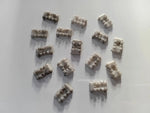 2 Befestigungsklammern Clips Zierleiste Dachrahmen hinten Opel Senator B Omega A