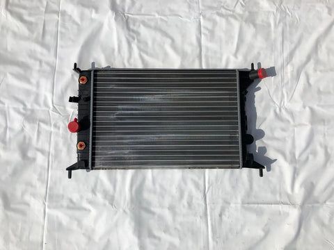 NEU Kühler Motorkühler Wasserkühler Radiator Automatik Original Opel Vectra B