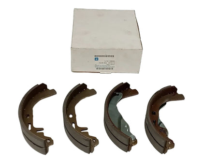 NEU Satz Bremsbacken hinten rechts links Original Opel Ascona C