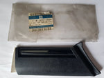 NEU NOS Schutzzierleiste Kotflügel vorne links schwarz Original Opel Vectra A