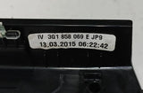 Blende Verkleidung Navigationssystem Mittelkonsole Original VW Passat B8 3G