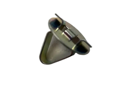 NEU Clip Klammer Zusatzbremsleuchte hinten Original Opel Vectra B Stufenheck