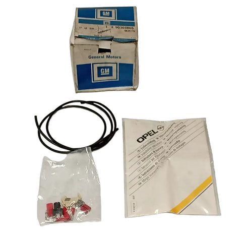 NEU Einbausatz Kabelsatz Zeituhr mit Anleitung Original Opel Corsa A