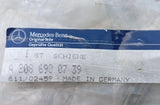 NEU Schiene Zierstab Zierleiste Seitenwand links Original Mercedes CLK W208