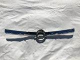 NEU Emblem mit Chromblende für Kühlergrill Kühlergitter Original Opel Corsa C