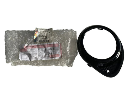 NEU Einsatz Rahmen Stoßstange hinten links schwarz Original Opel Adam