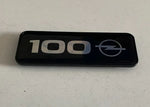 NEU NOS Schriftzug Logo Emblem "100 Opel" Vordertür vorne Original Opel Vectra B