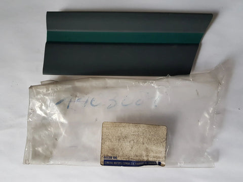 NEU NOS Schutzzierleiste Kotflügel vorne rechts blaugrau Orig Opel Corsa A CC