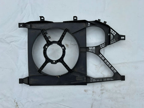 NEU Lufttrichter Lüfterzarge Saugventilator Motorkühler Original Opel Corsa C