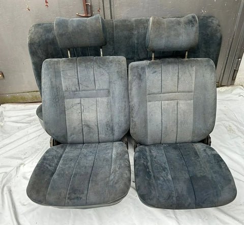 Ausstattung Sitze Vordersitze Rückbank blau Velour Original Opel Senator A