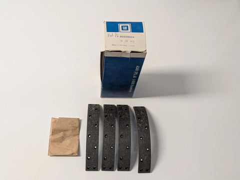 NEU Satz Bremsbeläge 5mm 200x28 Trommelbremse Opel Kadett E Astra F Corsa B