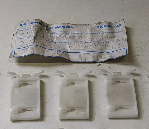 NEU 3 Klammern Clips Schutzzierleiste Original Opel Kadett E Ascona C