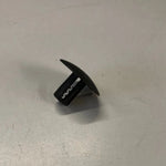 NEU Clip Befestigung Teppich hinten anthrazit Orig Opel Signum Zafira B Meriva A