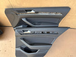 Set 4x Türverkleidungen Türpappen Ausstattung vorne hinten VW Passat B8 3G