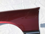 Kotflügel vorne links rot mit Schutzzierleiste Original Opel Senator B