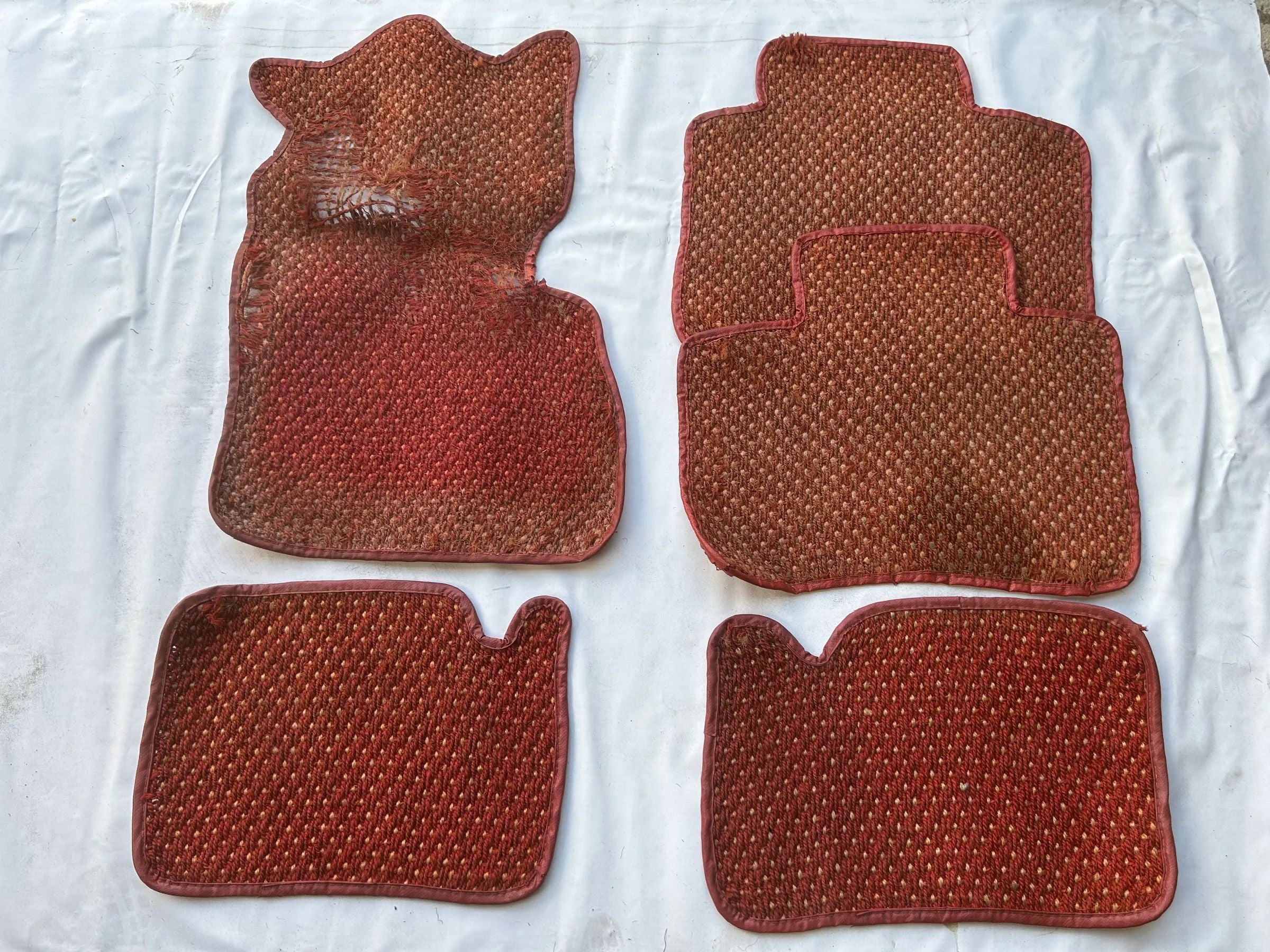  Original Fußmatten rot - 21373 - Börse Biete