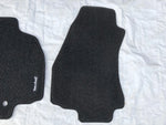NEU NOS Satz Fußmatten Teppiche vorne links rechts Original Vauxhall Zafira A
