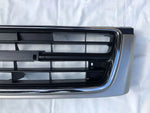 NEU Kühlergitter Kühlergrill Frontgrill hellsilber metallic Orig Opel Monterey B