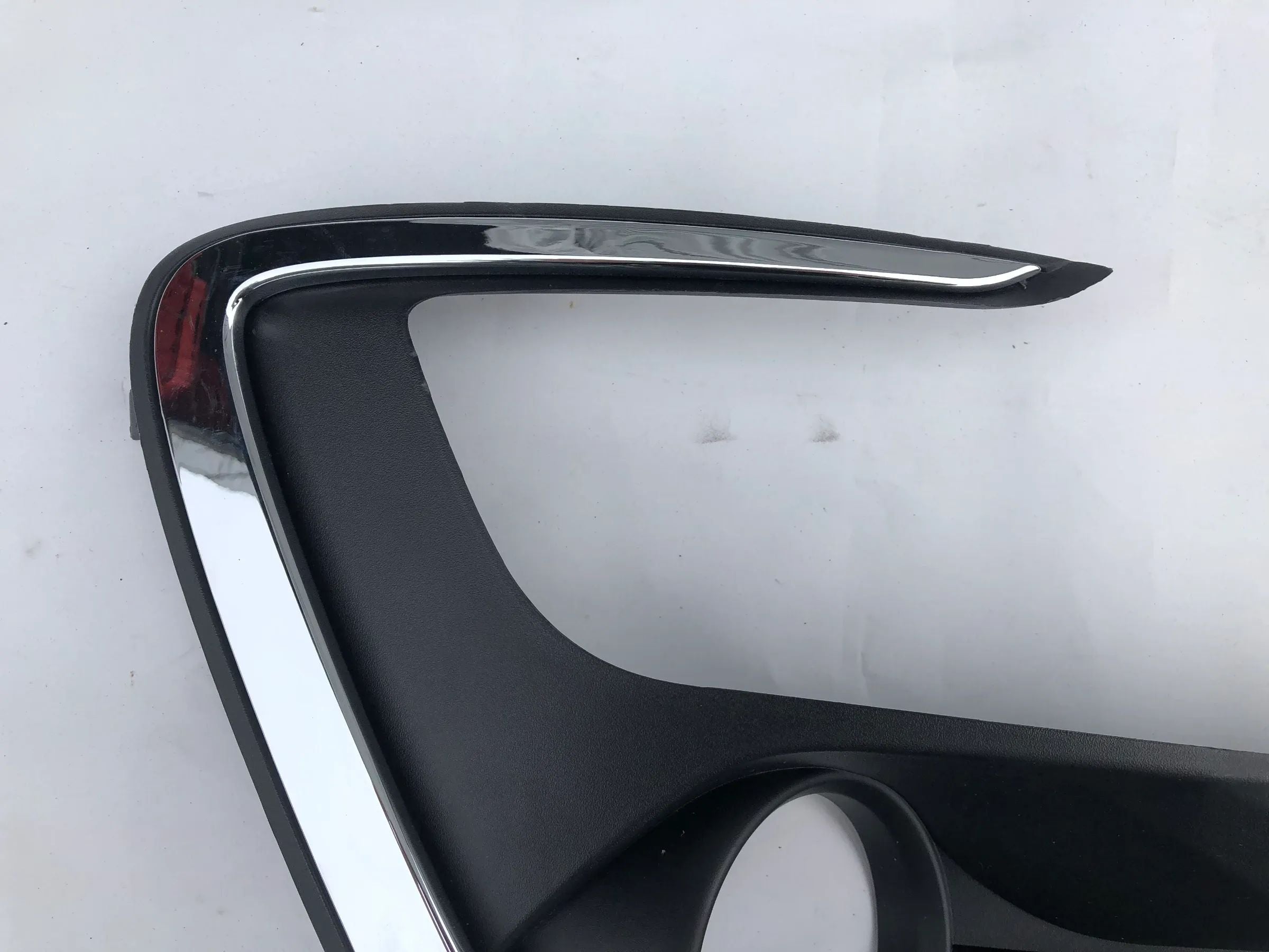 WHOROB Auto Frontstoßstange Nebelscheinwerfer für Explorer 2020 2021 2022  Auto Frontstoßstange Nebelscheinwerfer Montag,Tagfahrlicht.,A/left :  : Auto & Motorrad